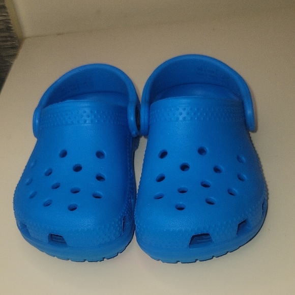 CROCS Blue Sandals Lightweight Foam Design - Picture 6 of 8
